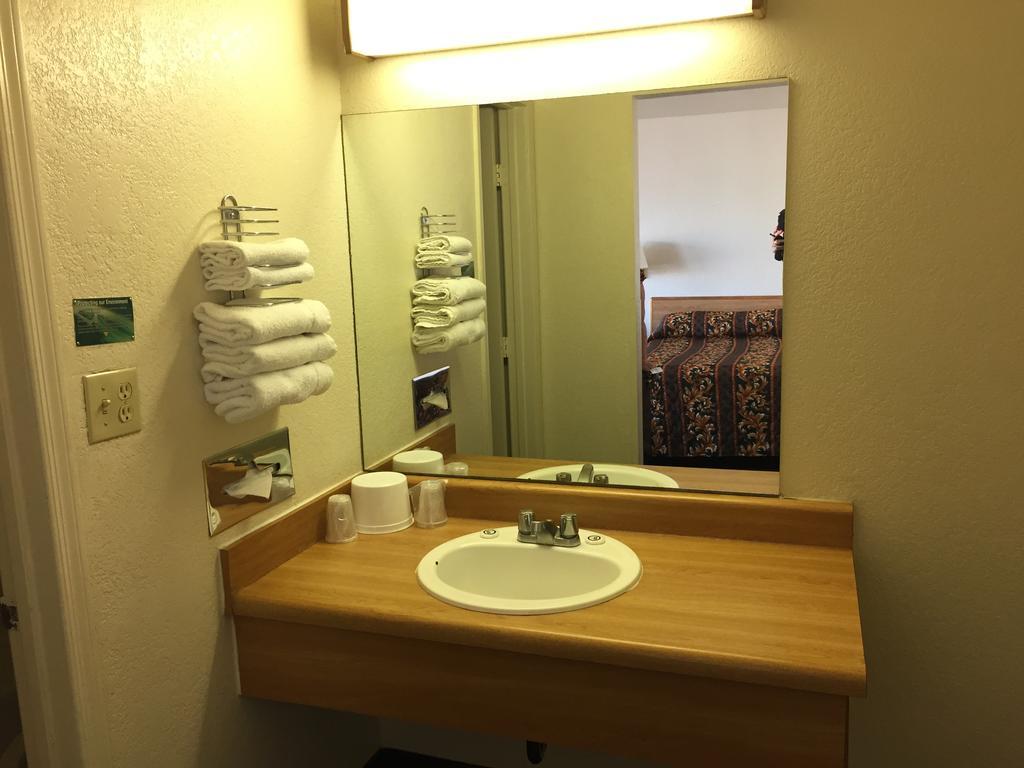 Ez 8 Motel Airporter Phoenix Bilik gambar
