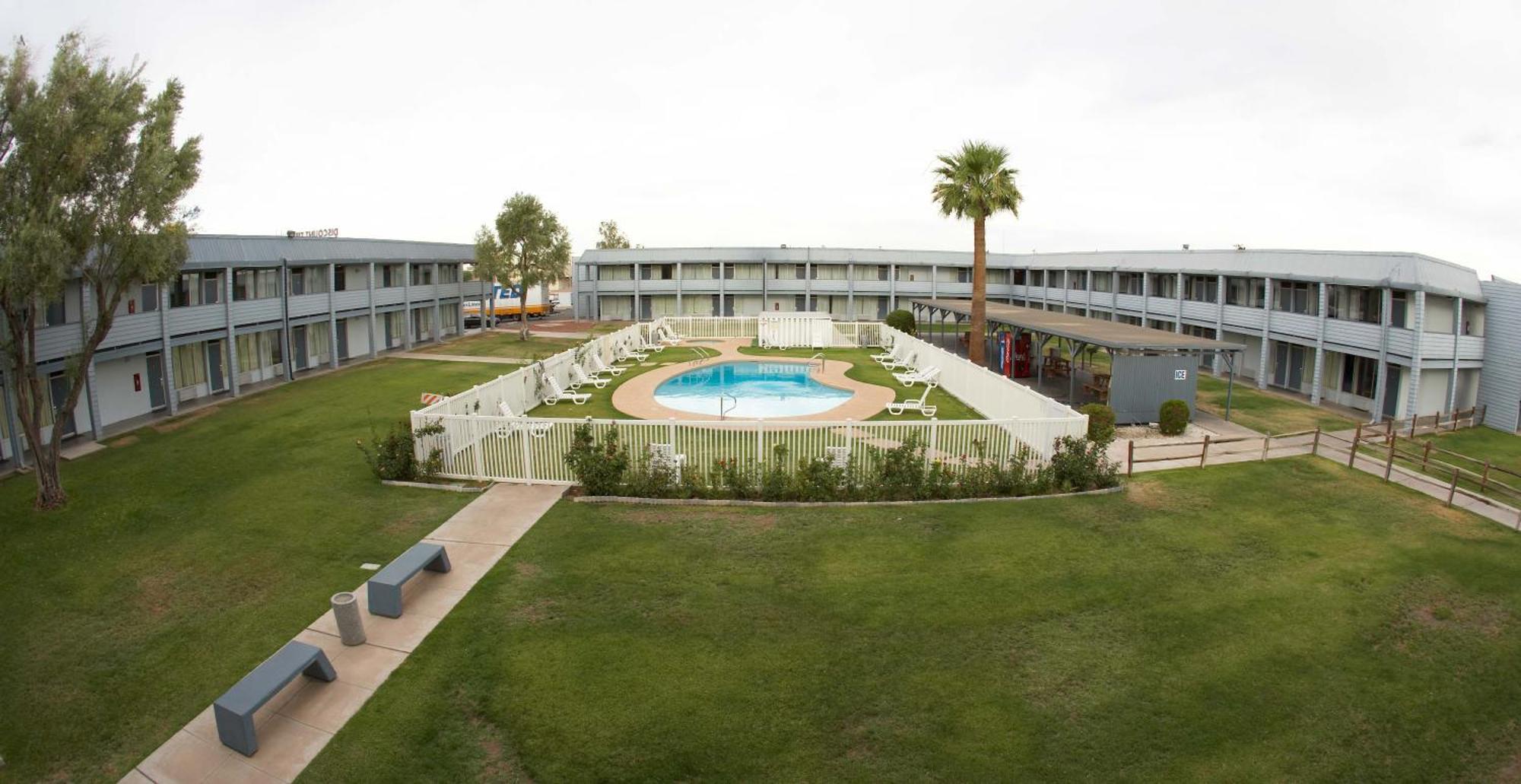 Ez 8 Motel Airporter Phoenix Luaran gambar